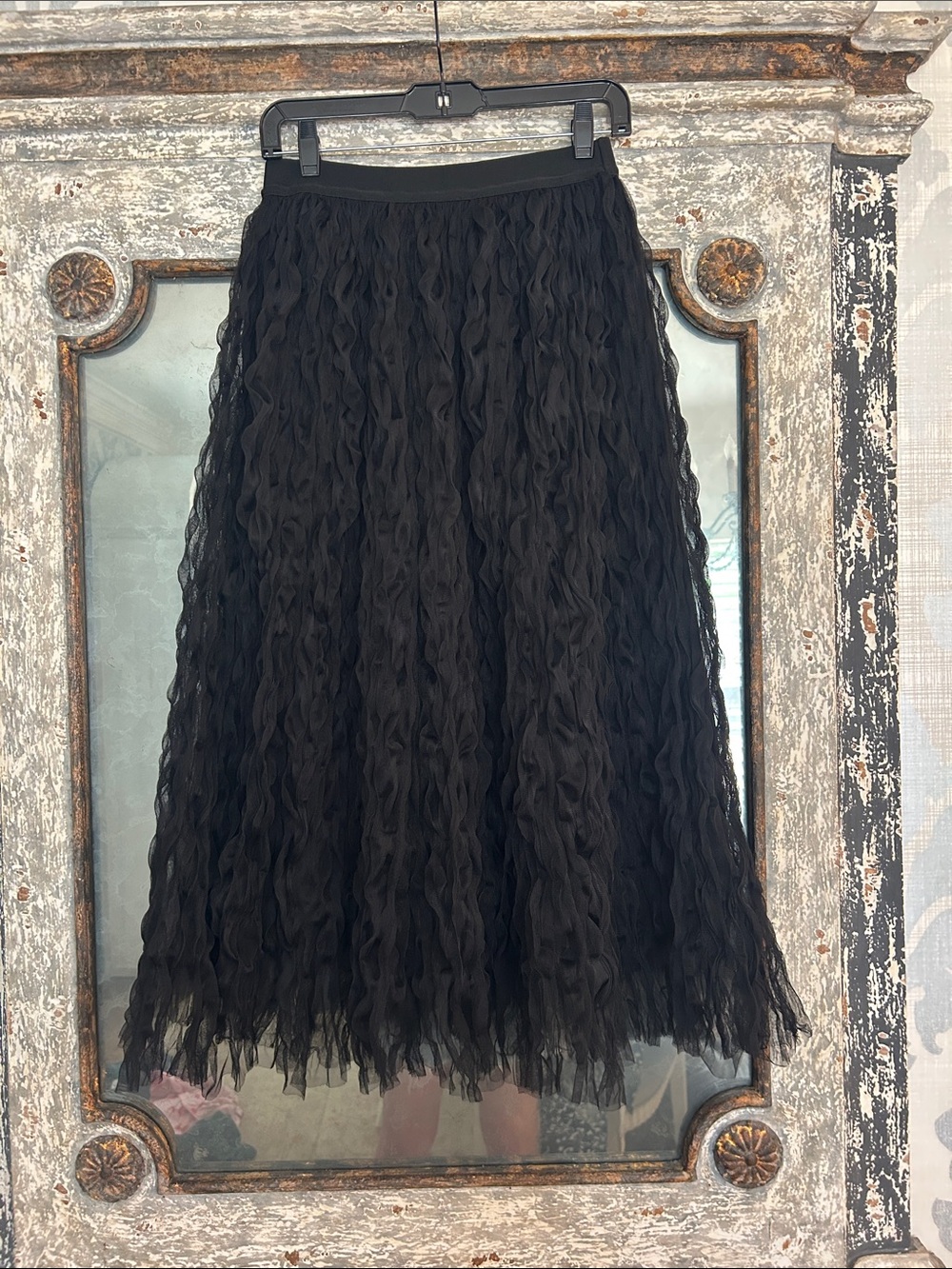 Elegant Black Midi Skirt with Textured Layers